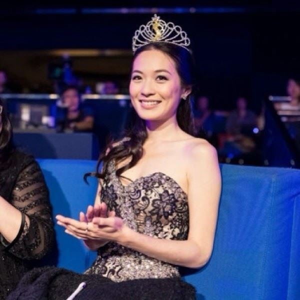 收饭局邀约感烦扰 蔡洁怒斥：有病看医生