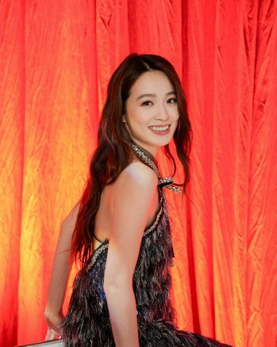 收饭局邀约感烦扰 蔡洁怒斥：有病看医生