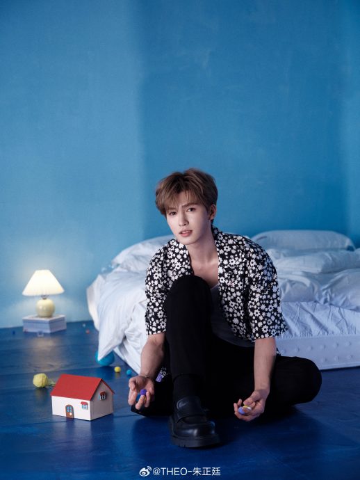 新家装修又遭私生翻垃圾 朱正廷发文怒斥:已报警