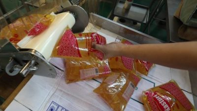 津贴食油包装厂  高效运作