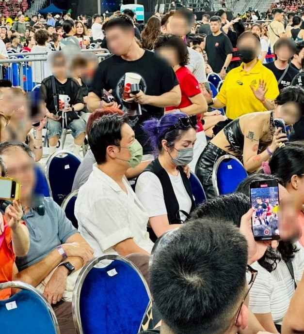 朝圣女神卡卡遭怼脸拍照 杨千嬅被迫离席粉丝挨批