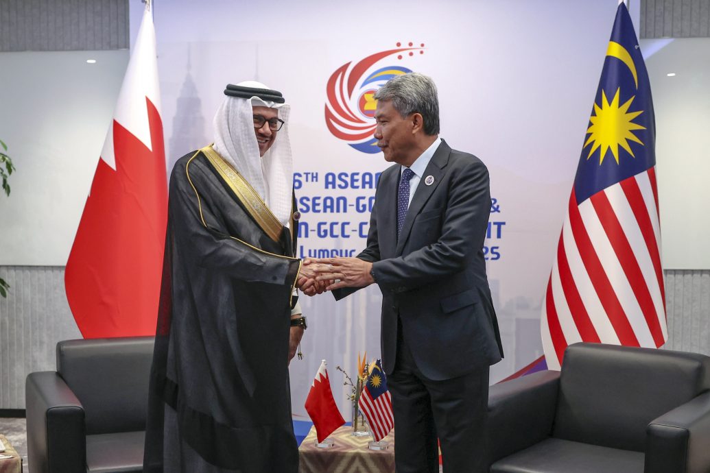 末哈山与柬、巴两国外长会晤　聚焦双边与区域合作