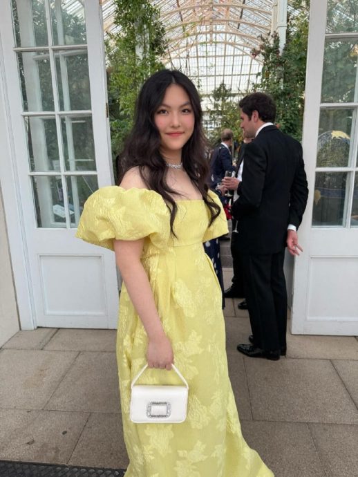 李湘带女儿赴英王室宴会 网挖出真相挨酸