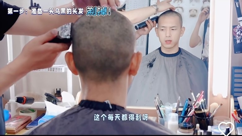 李现新剧辫子头被批丑 演强奸犯颠覆形象引争议