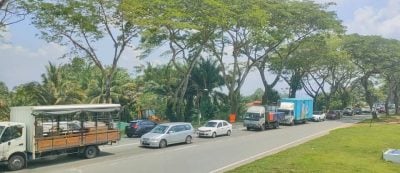 民生特工队〡假日周日严重堵车   走6公里耗45分钟