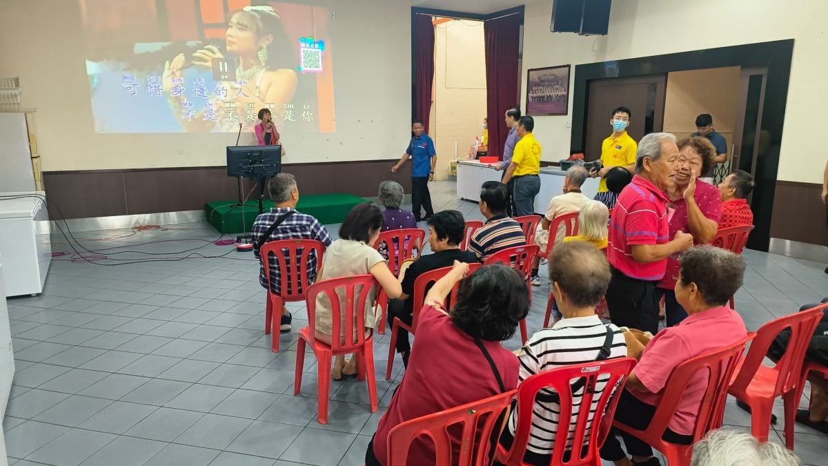 柔:版头:新闻:德教会乐龄日活动复办 吸引逾600人参与