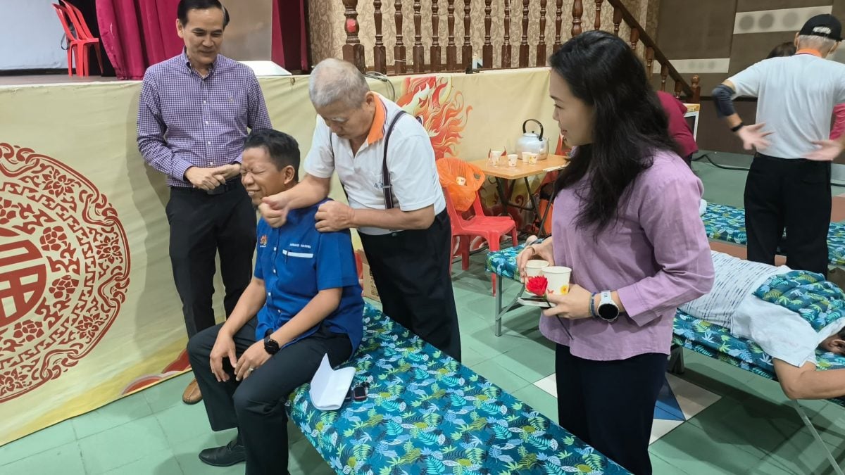 柔:版头:新闻:德教会乐龄日活动复办 吸引逾600人参与