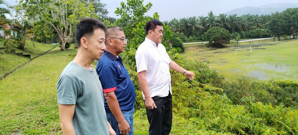 柔:陈宗:彼咯国中草场泥壁,2年余尚未修补善后