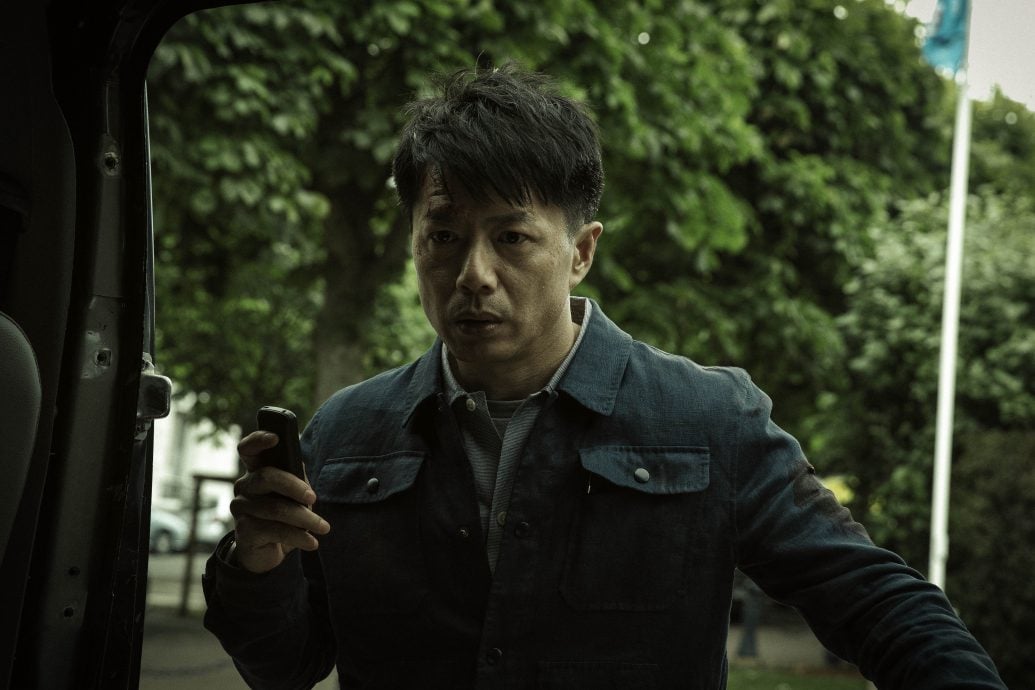 梁朝伟自曝“想演得更嚣张” 段奕宏唱法语版《月亮代表我的心》