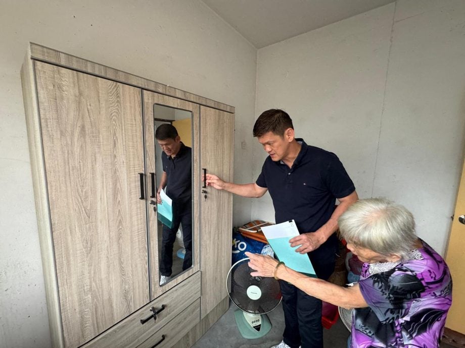 欠租睡走廊 王耶宗帮忙 七旬三姐弟迁新居