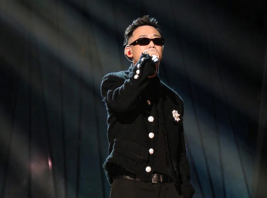 歌手2025|查理普斯唱赢单依纯成功袭榜 马嘉祺晋级被嘲“校园歌手”