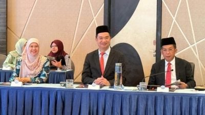 森宗教局澄清非干涉伊事务   张聒翔受邀听宗教汇报会