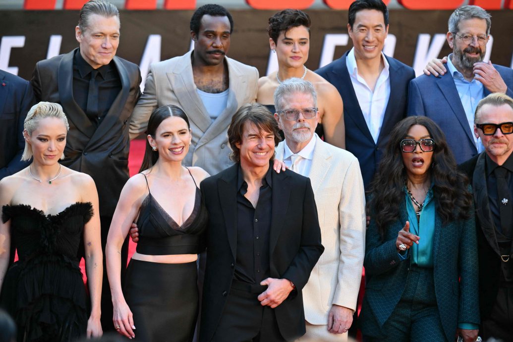 汤告鲁斯拒当“最后一位电影巨星” 开心与郑裕玲畅聊吴宇森