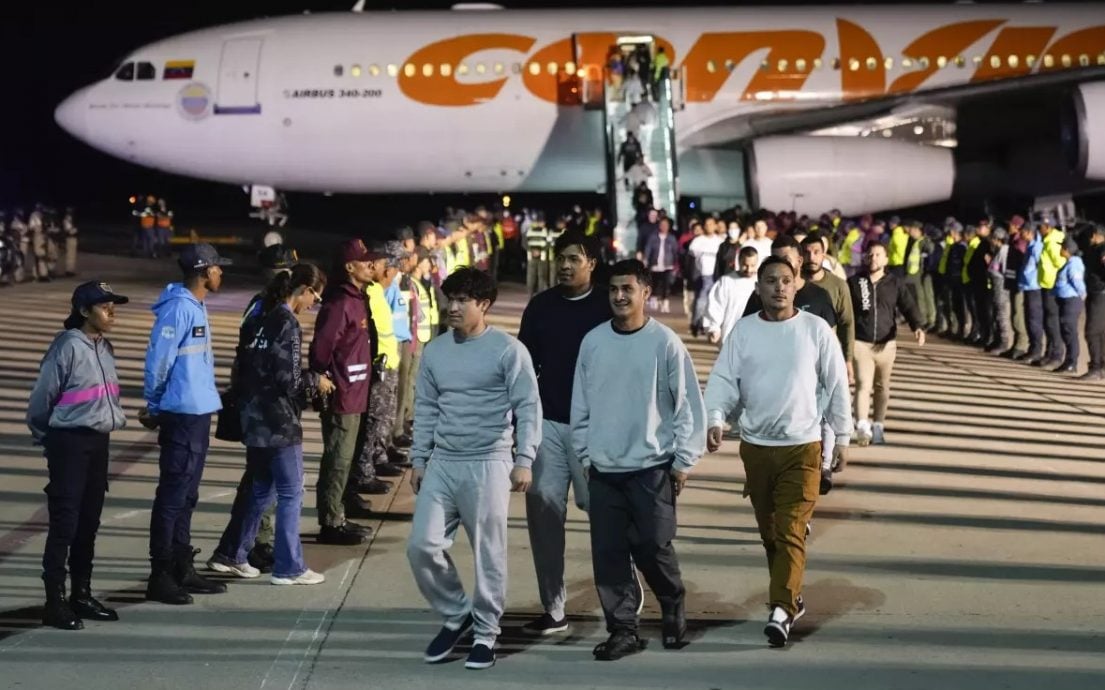 法院勒令特朗普 允1万2000名难民进入美国