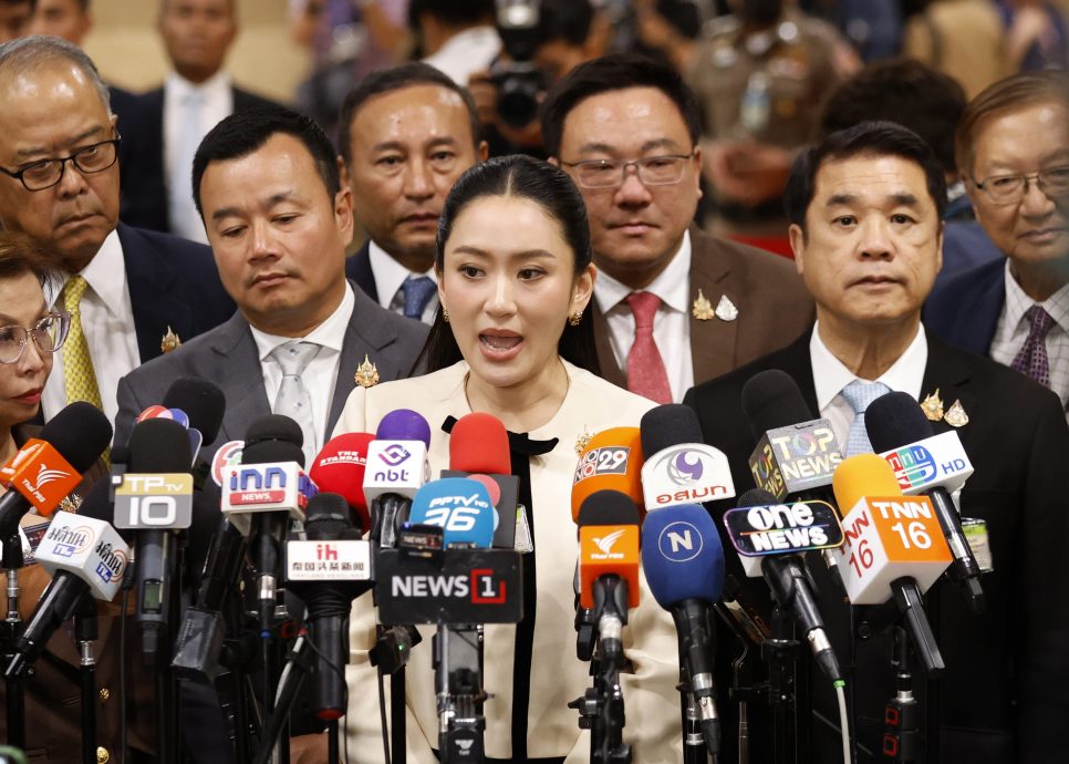 泰相佩通坦提呈新预算案 力求支持低迷经济