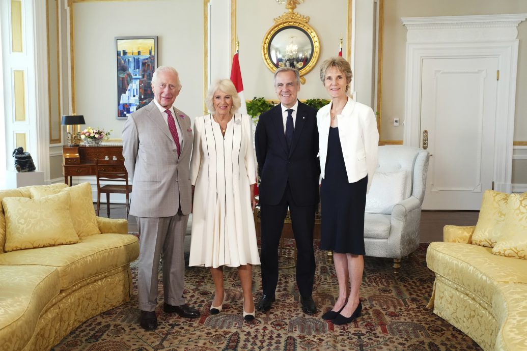 特朗普发表吞并威胁后 英王查尔斯三世访问加拿大