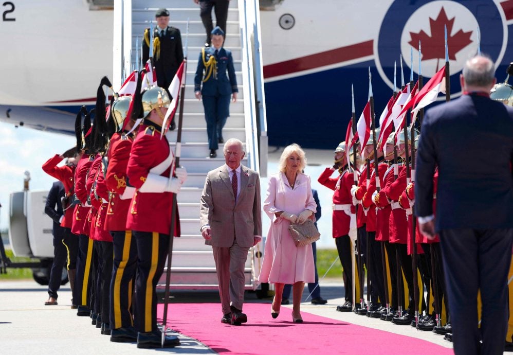 特朗普发表吞并威胁后 英王查尔斯三世访问加拿大