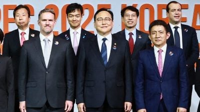 特朗普对华让步 专家：让各国也想“硬起来”