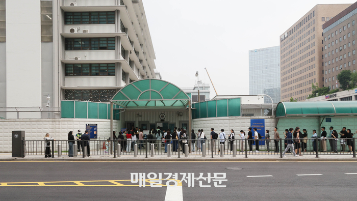 特朗普政府加强社媒审核 韩国现寒蝉效应