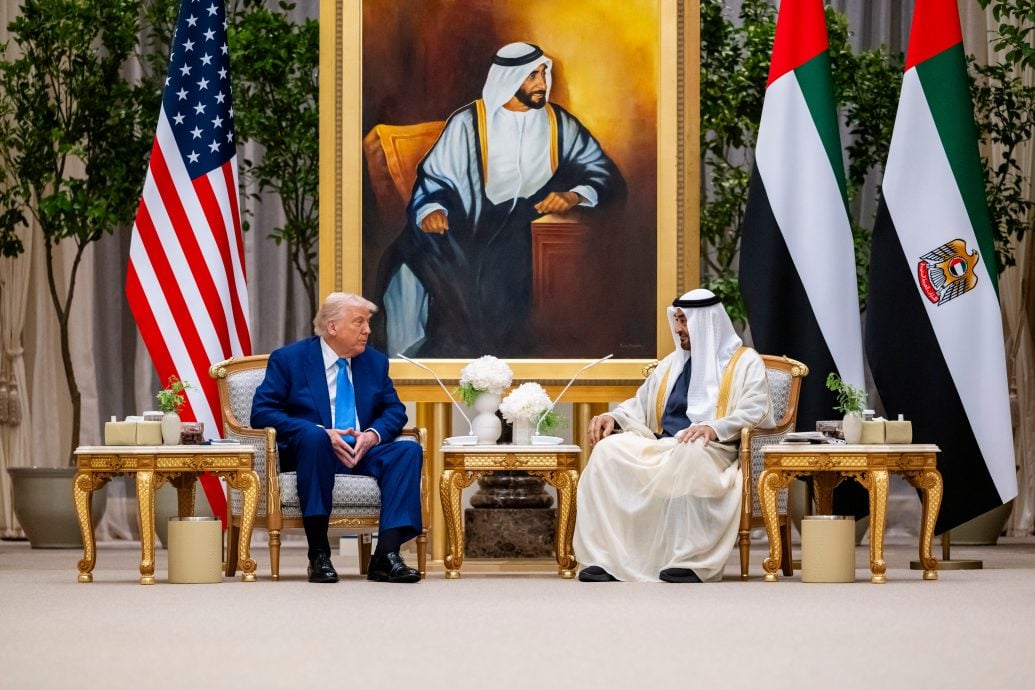 特朗普访阿布扎比后结束海湾之行 阿联酋承诺投资6兆