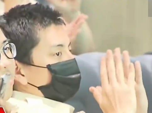 王大陆逃兵失败入伍 尴尬坐台下看许光汉表演