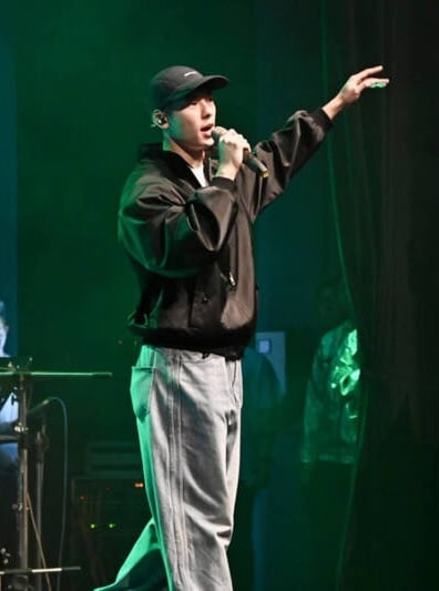 王大陆逃兵失败入伍 尴尬坐台下看许光汉表演