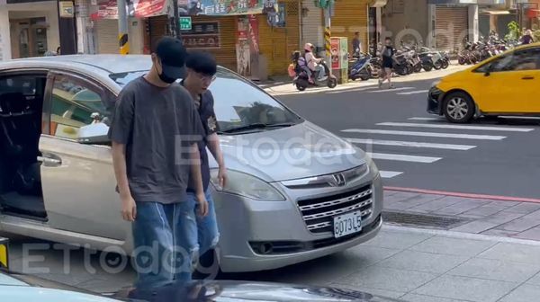 王大陆闪兵风波延烧11男星 陈零九棒棒堂威廉同涉案