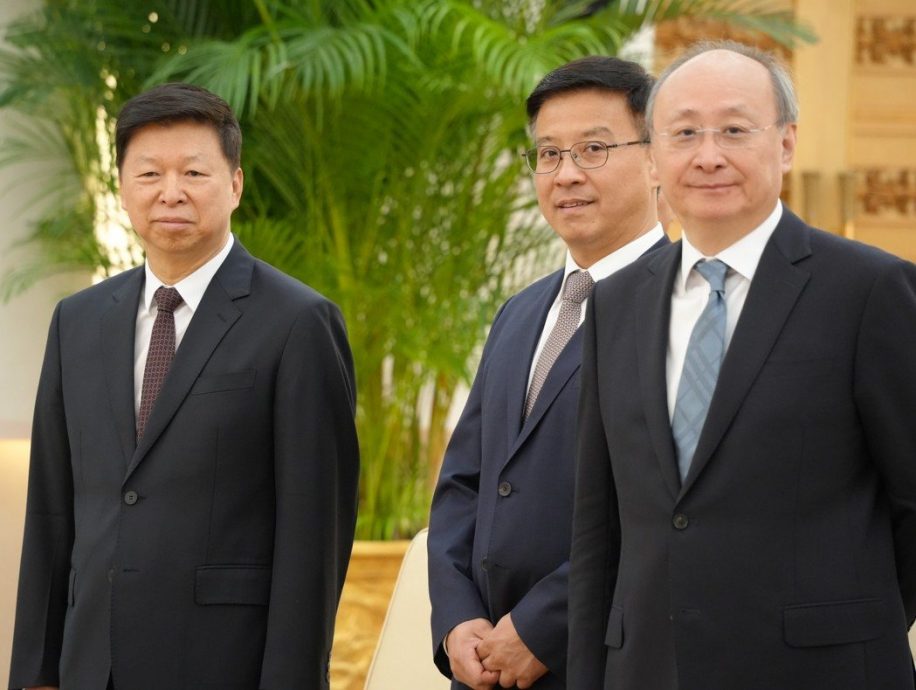 王沪宁见洪秀柱提及弘扬中华文化