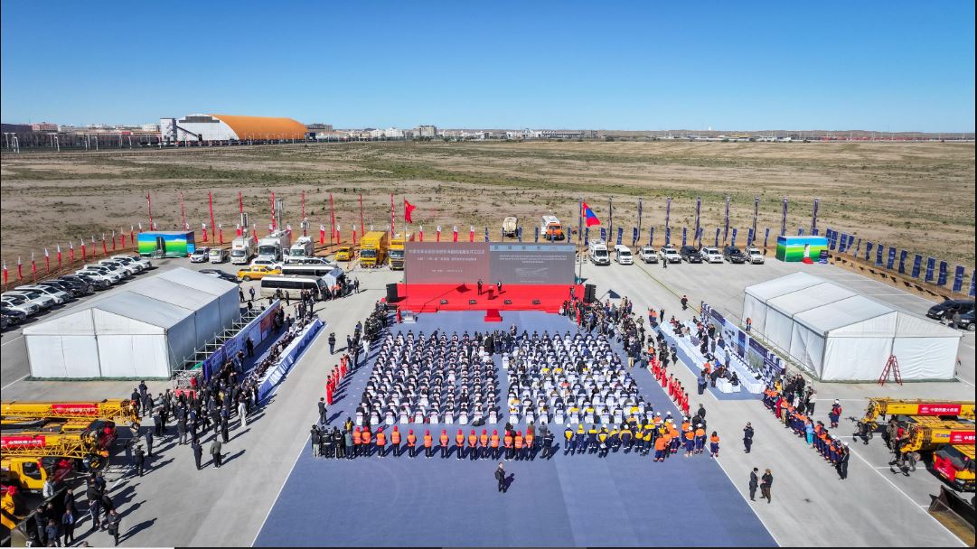 看世界/时隔69年 中蒙第二条跨境铁路开工