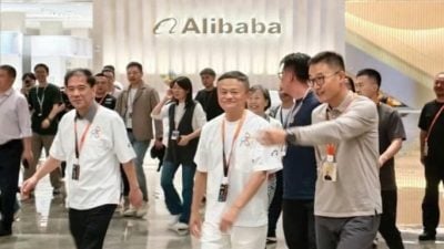 马云现身阿里总部鼓励创新 亲自否认回归传闻