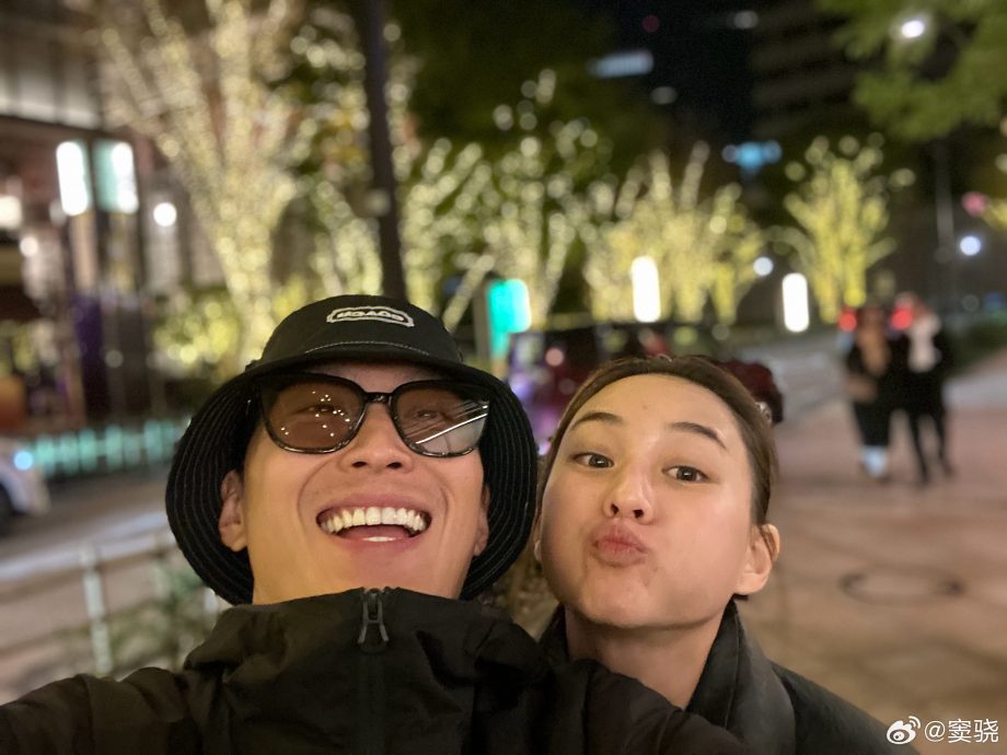 窦骁卡点为何超莲庆生 打破离婚传闻