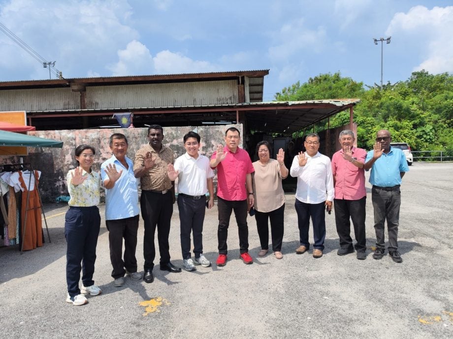 罗思义:房地部拨50万 修和丰大巴刹及猪肉档