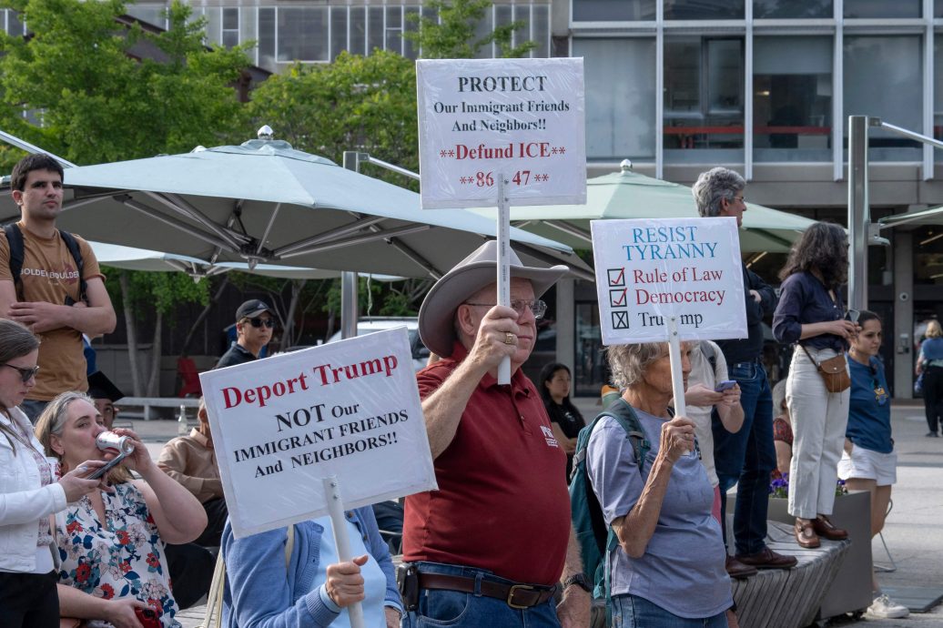 美停学生签证预约面试｜准留学生叹：未来充斥不确定性“只能等”