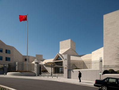 美拟撤销中国留学生签证 中使馆:已提出严正交涉