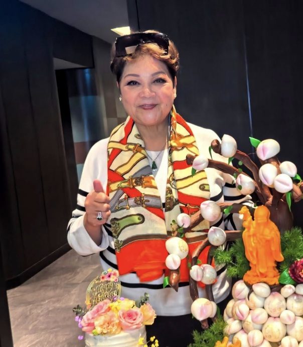 肥妈遭传病情恶化进ICU 确诊冠病直呼“很辛苦”