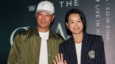 胡杏儿与老公零互动 拍拖看林峰个唱被质疑“演戏”