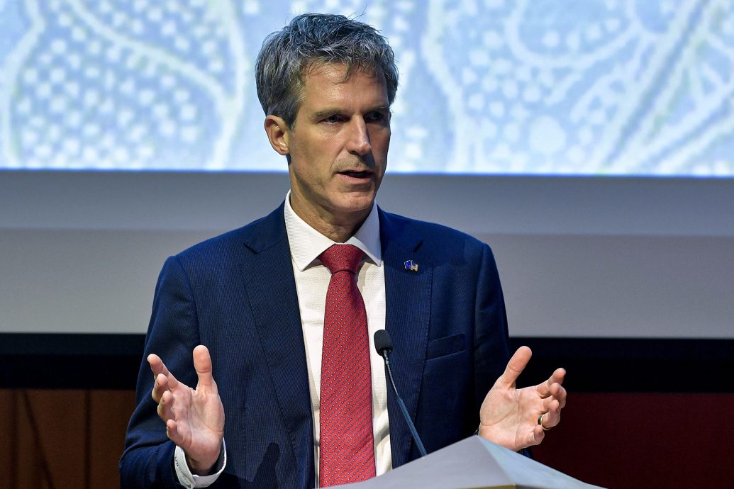 艾瑾/欧盟驻马来西亚大使拉菲尔达尔