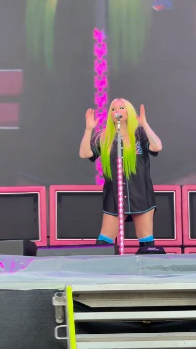 艾薇儿发福开巡唱 网呼“变成张惠妹了”