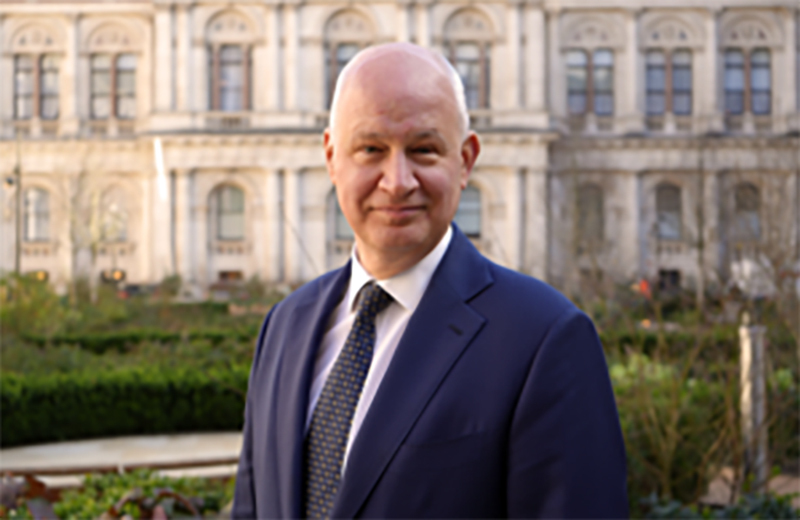 英国任命前港督之子任驻华大使 会说流利中文