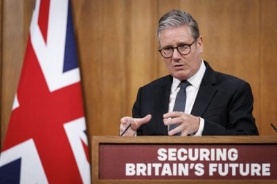 英收紧移民措施 更高英语门槛居留期延至10年