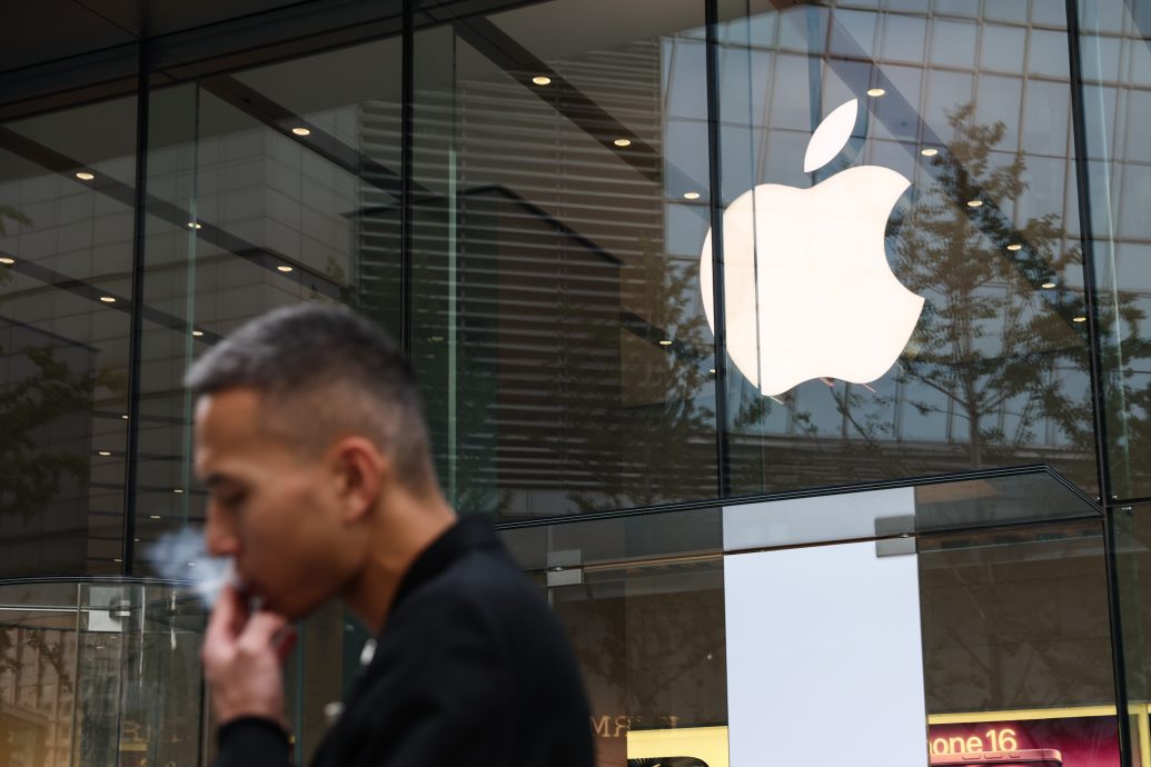 苹果iPhone 17拟涨价 被爆为免激怒白宫“不敢怪关税”