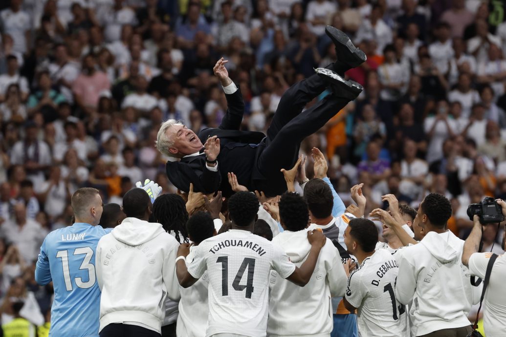 西甲|安帅(魔笛)洒泪告别 皇马一个时代的结束