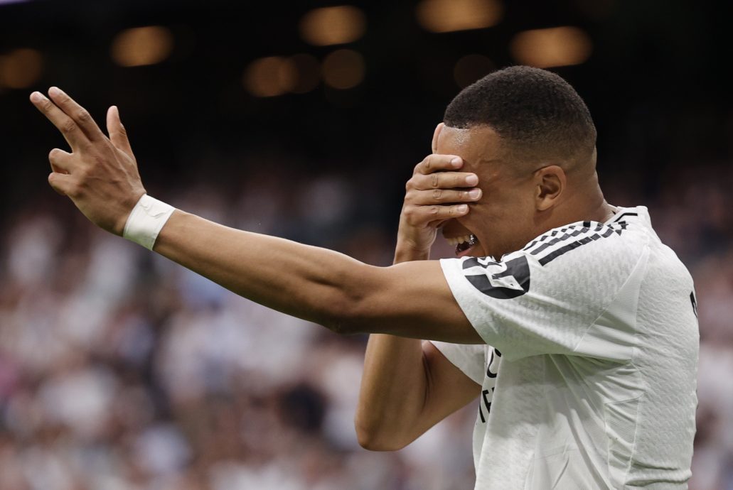 西甲收官战大胜比尔巴鄂  巴塞为3冠王画美好句点