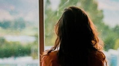 要求先墊錢還家裡水電費後歸還 女子向父追討被罵“愛計較”