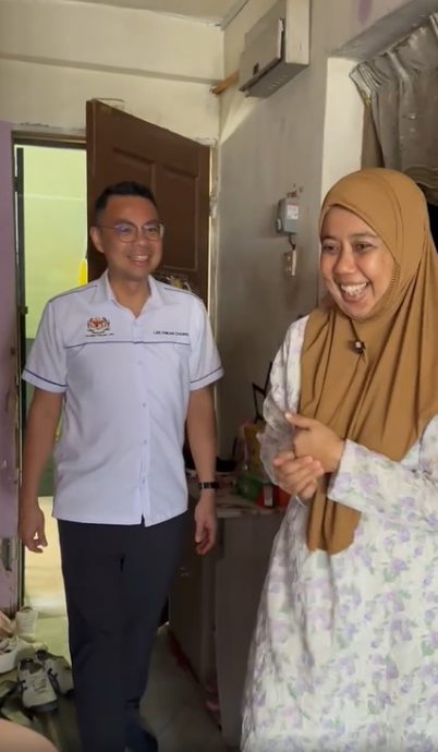 视频|为母则强！她13年前守寡养育2子 李健聪母亲节送惊喜