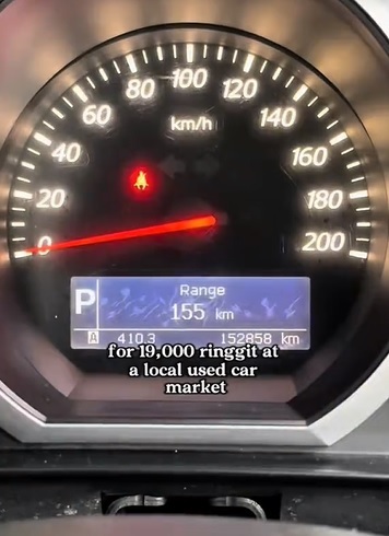 视频|二手车才买数月频坏送修 女子惊爆：行驶里数被动手脚！