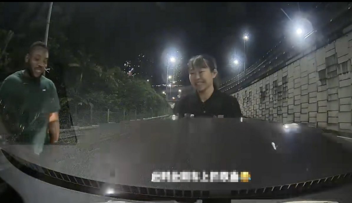 视频|深夜遇见男子汽车抛锚 女子绕远路折返协助获赞