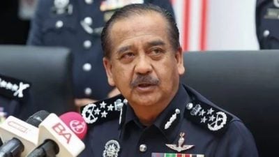 全国总警长向安顺车祸殉职警员致哀 承诺照顾家属