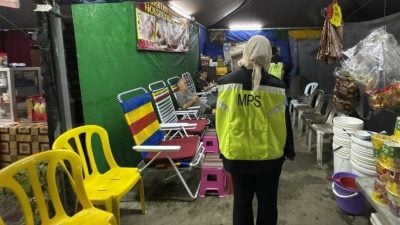 无牌营业还聘外劳  10足疗按摩档遭取缔
