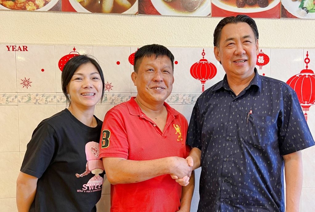 请签发-大都会/18岁少男获大马卡/2图